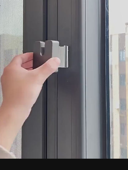 Retractable Clothes Drying Rope – Space-Saving, Strong & Discreet